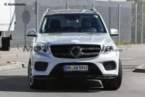 Mercedes GLS - Foto spia 23-09-2015