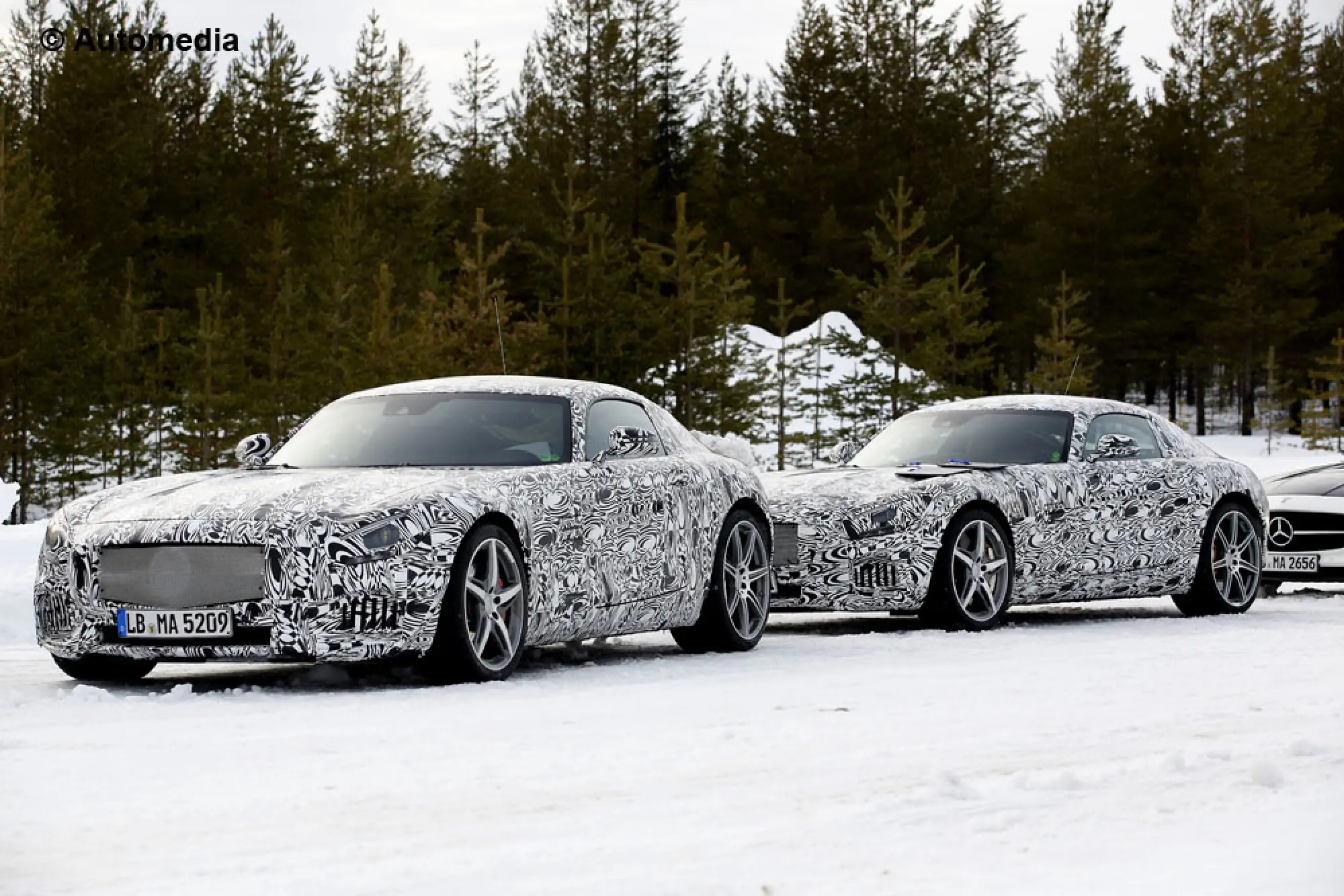 Mercedes GT AMG - Foto spia 03-03-2014 - 8