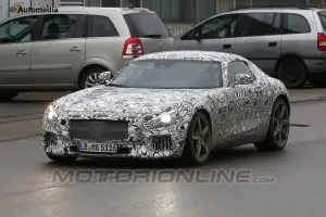 Mercedes GT AMG - Foto spia 16-01-2014 - 1