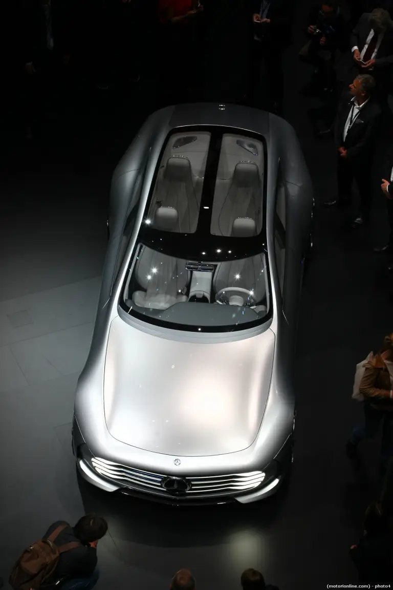 Mercedes IAA Concept - Salone di Francoforte 2015 - 11