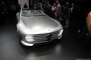 Mercedes IAA Concept - Salone di Francoforte 2015 - 4