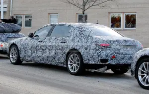 Mercedes-Maybach Classe S 2021 - Foto spia 19-12-2019
