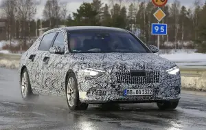 Mercedes-Maybach Classe S 2021 - Foto spia 19-12-2019