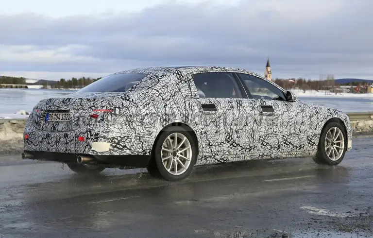 Mercedes-Maybach Classe S 2021 - Foto spia 19-12-2019 - 6