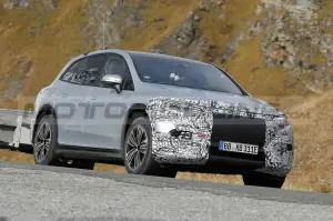 Mercedes-Maybach EQS SUV - Foto Spia 26-10-2022