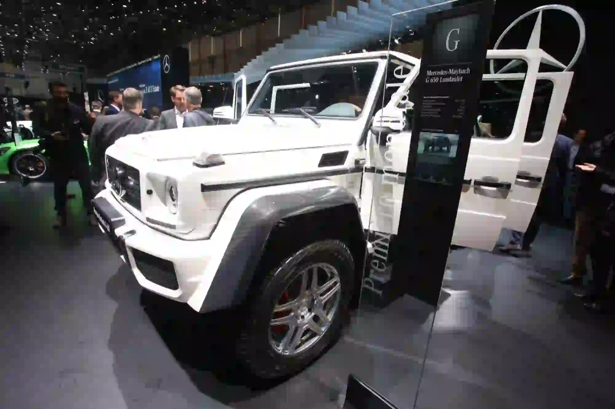 Mercedes-Maybach G650 Foto Live - Salone di Ginevra 2017 - 2