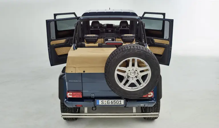 Mercedes-Maybach G650 Landaulet - 10