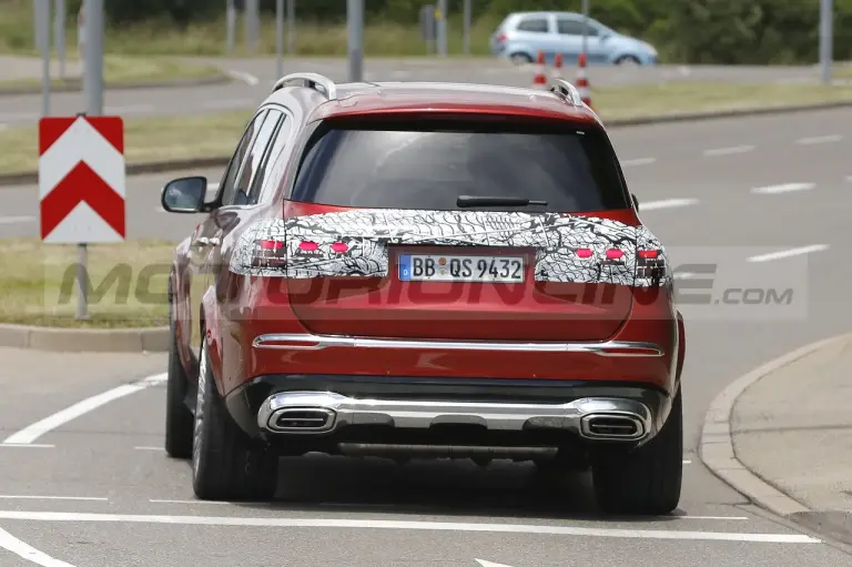 Mercedes-Maybach GLS 2024 - Foto Spia 17-06-2022 - 2