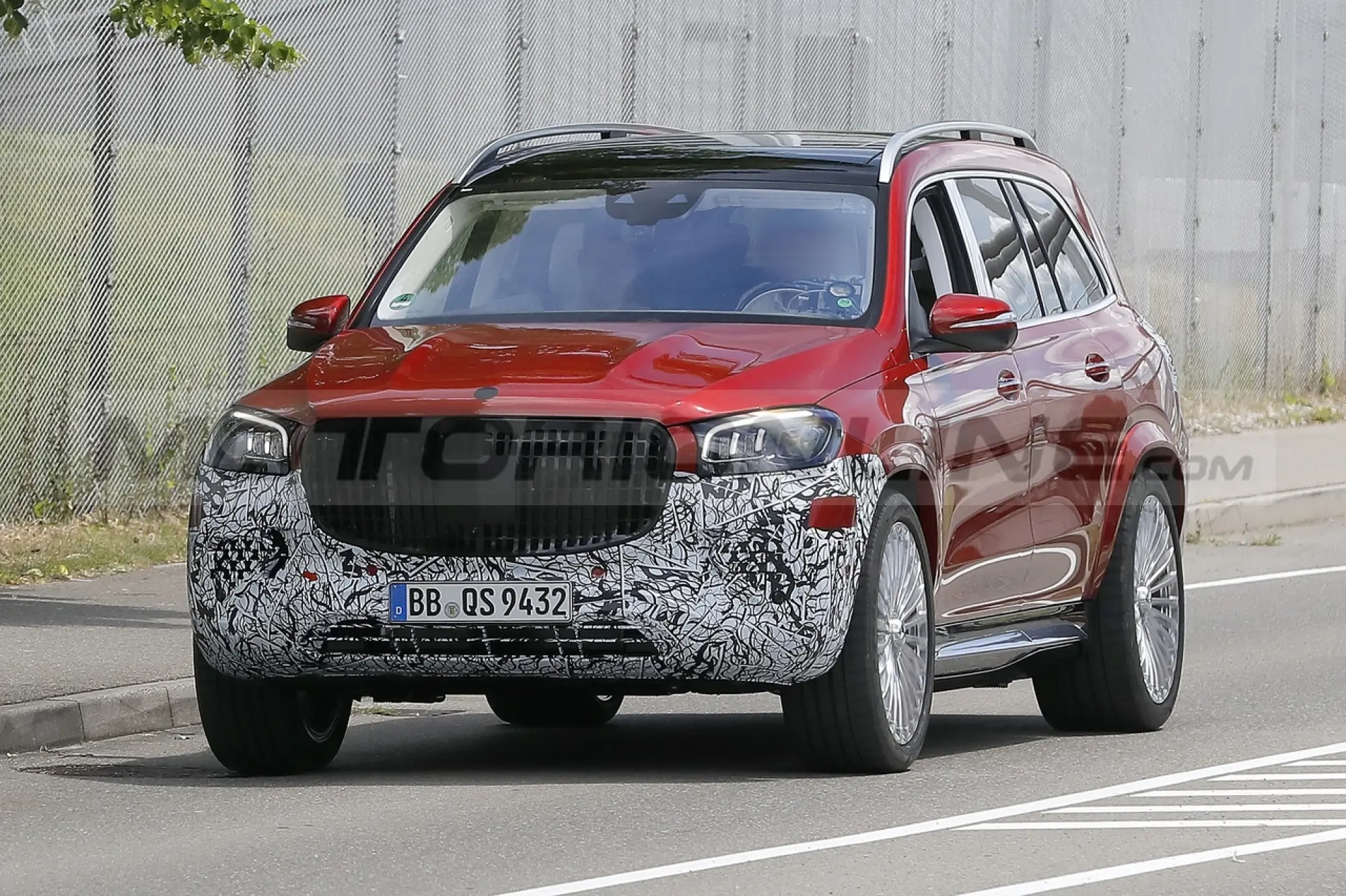 Mercedes-Maybach GLS 2024 - Foto Spia 17-06-2022 - 12