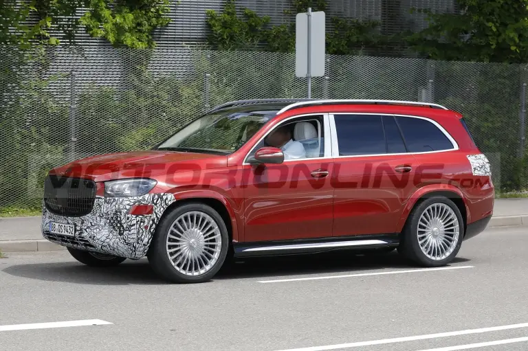 Mercedes-Maybach GLS 2024 - Foto Spia 17-06-2022 - 8