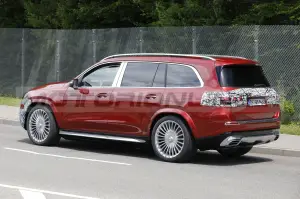Mercedes-Maybach GLS 2024 - Foto Spia 17-06-2022