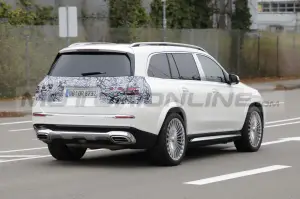 Mercedes-Maybach GLS 2024 - Foto Spia 17-11-2021