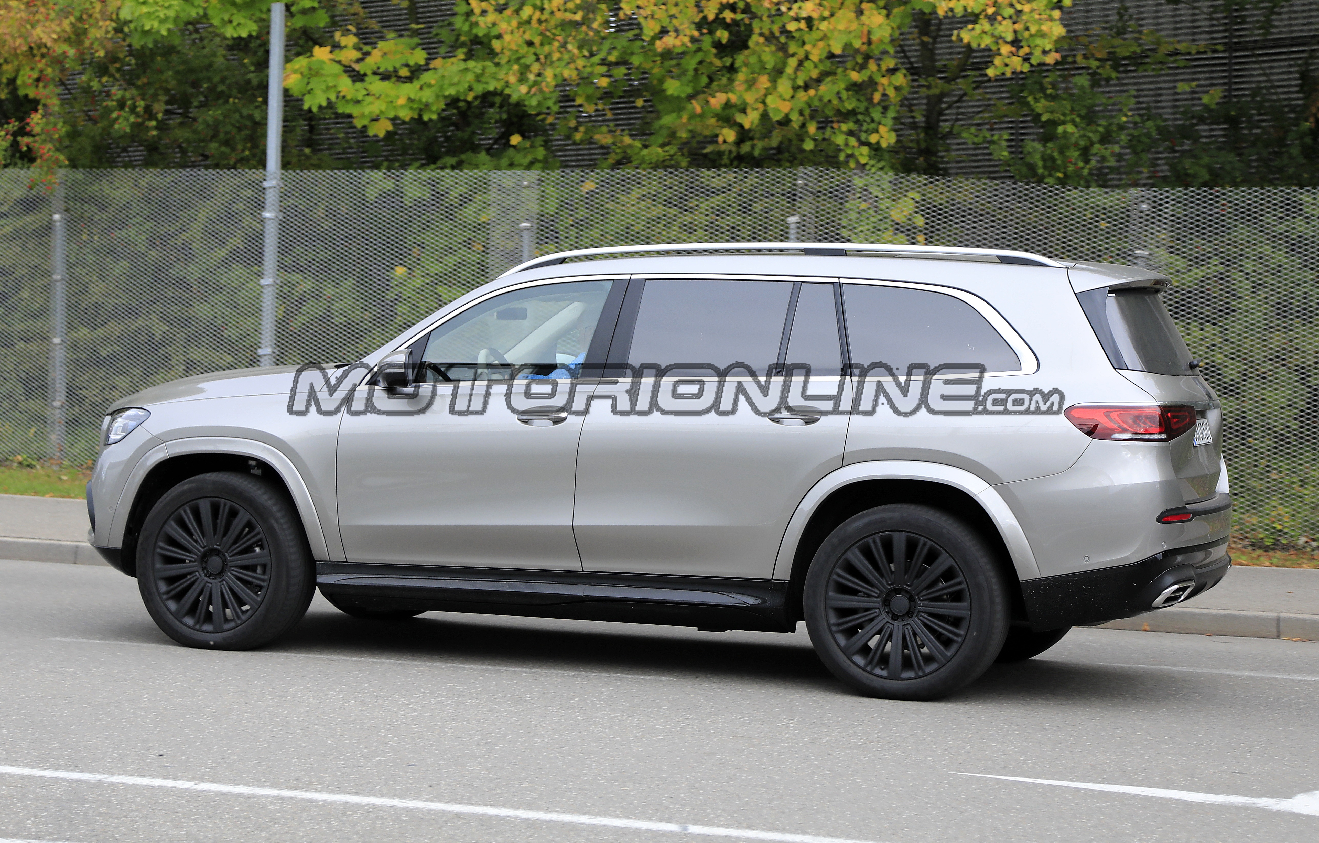 Mercedes-Maybach GLS - Foto spia 09-10-2019