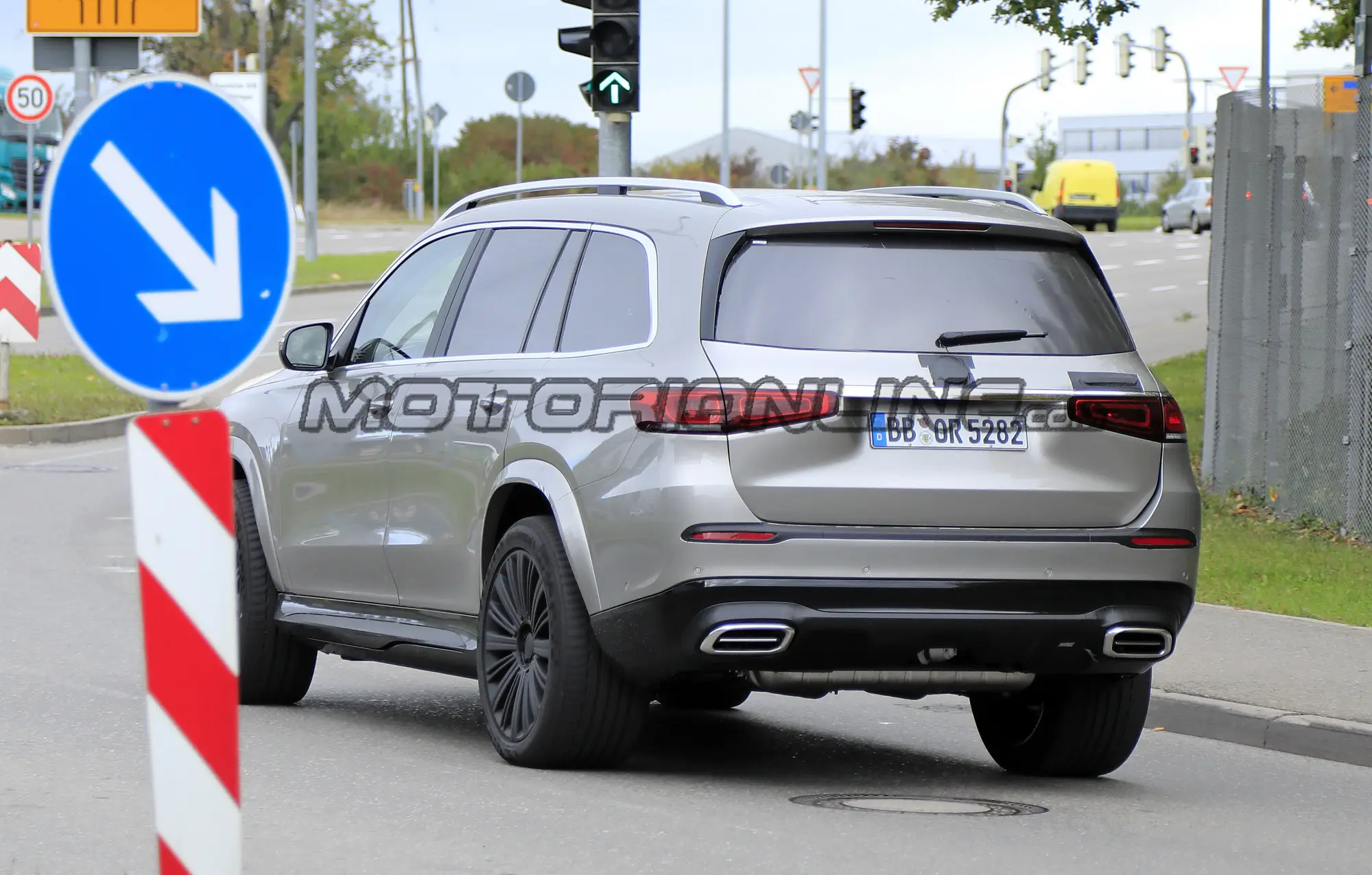 Mercedes-Maybach GLS - Foto spia 09-10-2019 - 9