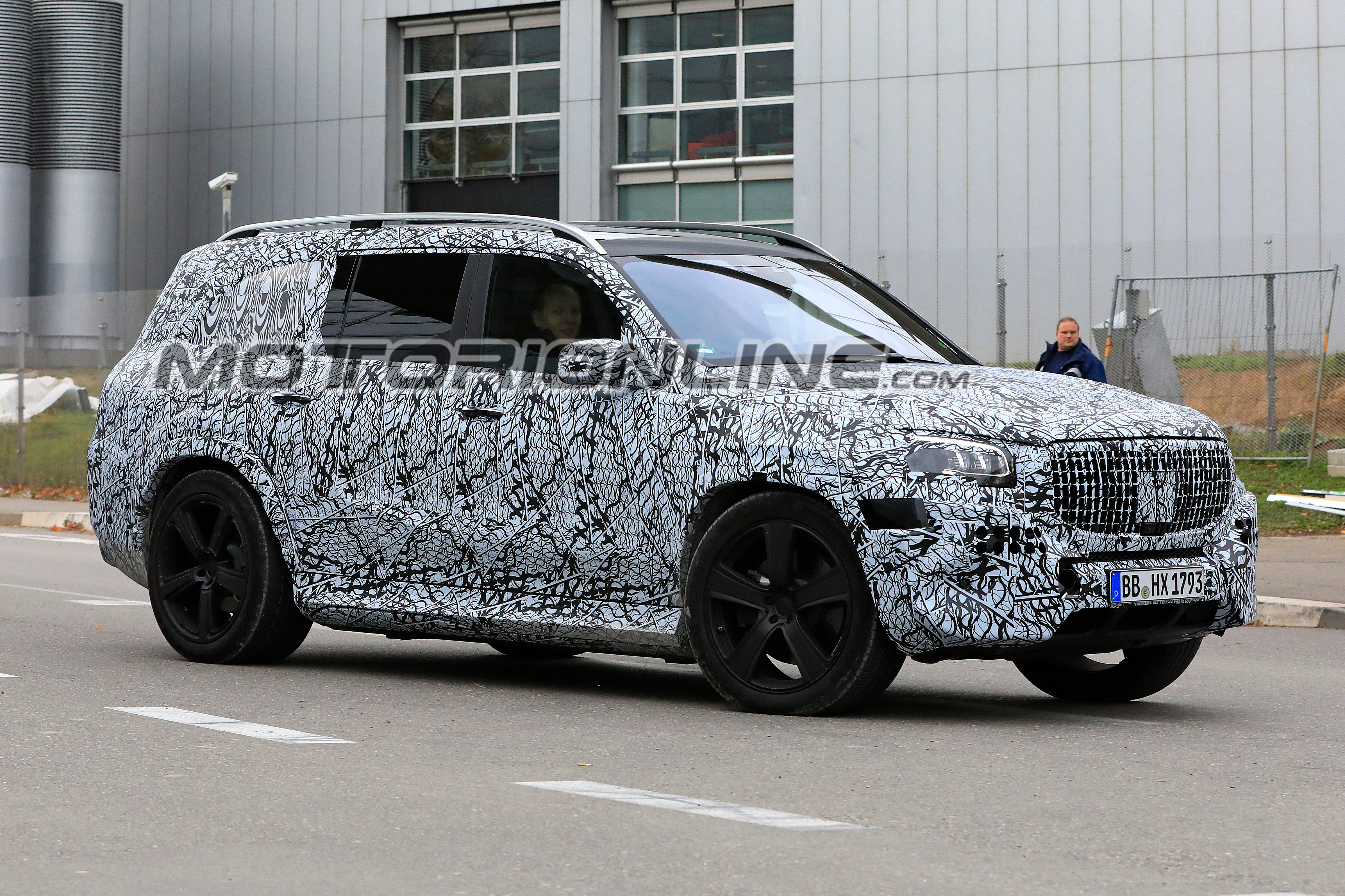 Mercedes Maybach GLS foto spia 2 novembre 2018