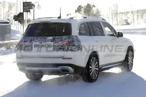 Mercedes-Maybach GLS restyling - Foto Spia 01-03-2022 - 2