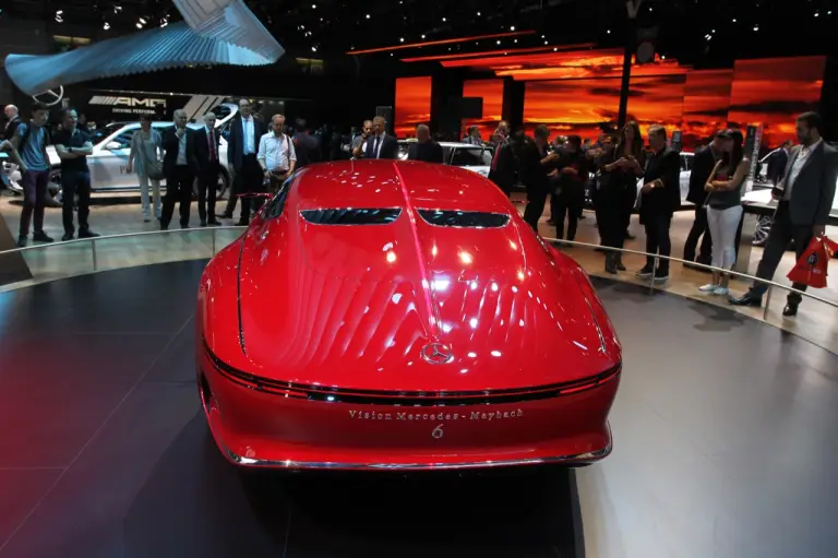 Mercedes Mayback Vision 6 - Salone di Parigi 2016 - 3