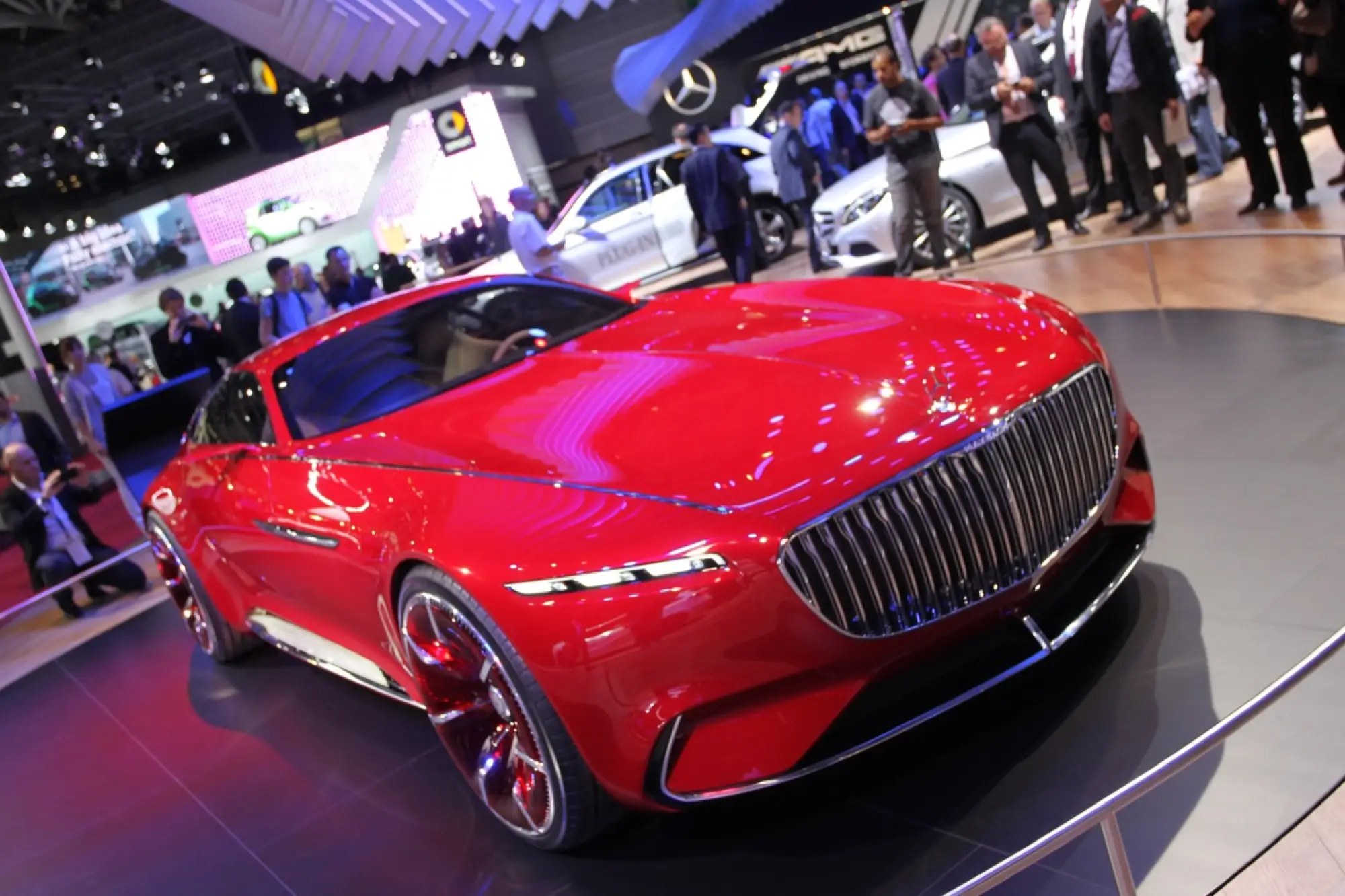 Mercedes Mayback Vision 6 - Salone di Parigi 2016 - 8