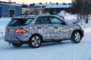Mercedes ML 2015 - Foto spia 10-12-2013