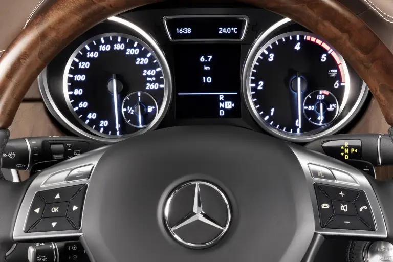 Mercedes ML galleria ufficiale - 44
