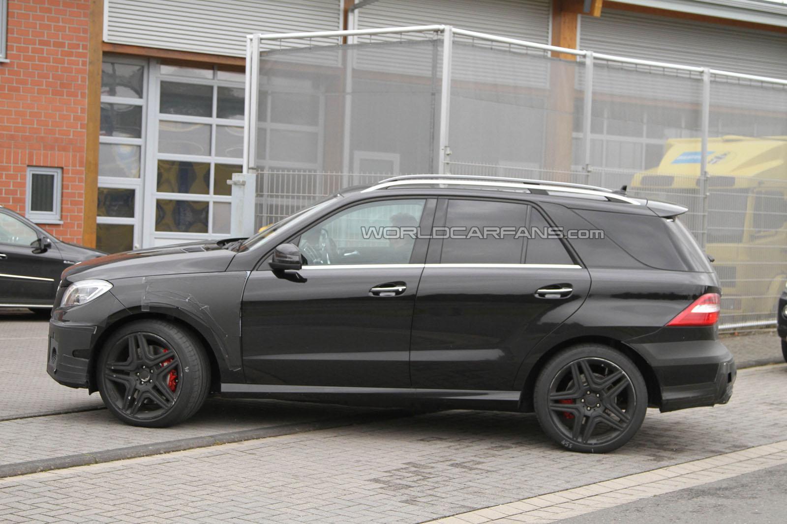 Mercedes ML63 AMG 2012 foto spia agosto 2011