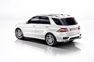 Mercedes ML63 AMG - 23