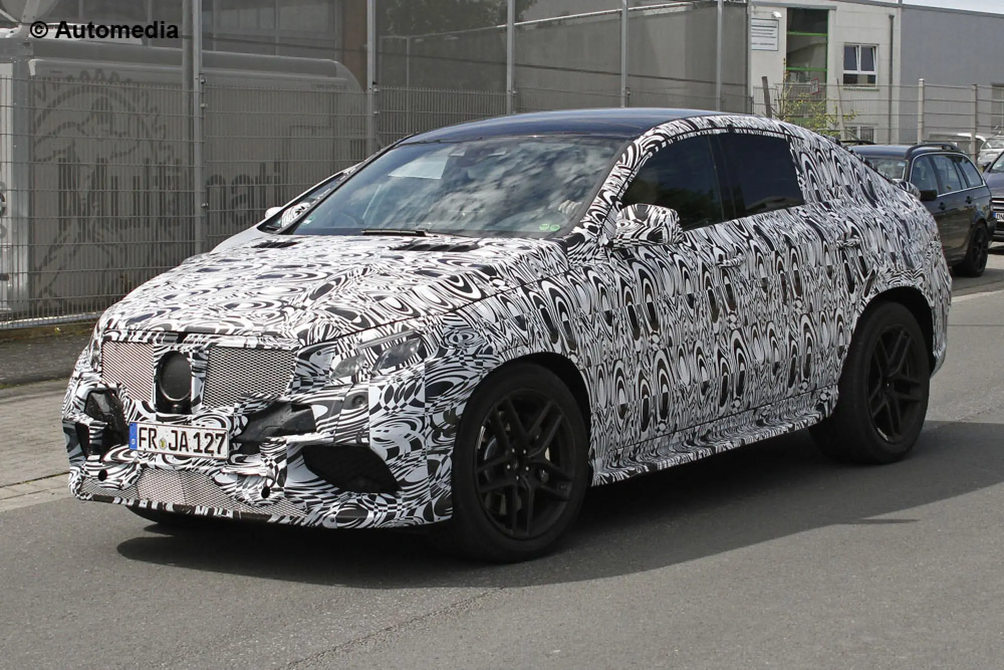 Mercedes MLC 63 AMG - Foto spia 22-05-2014 - 2