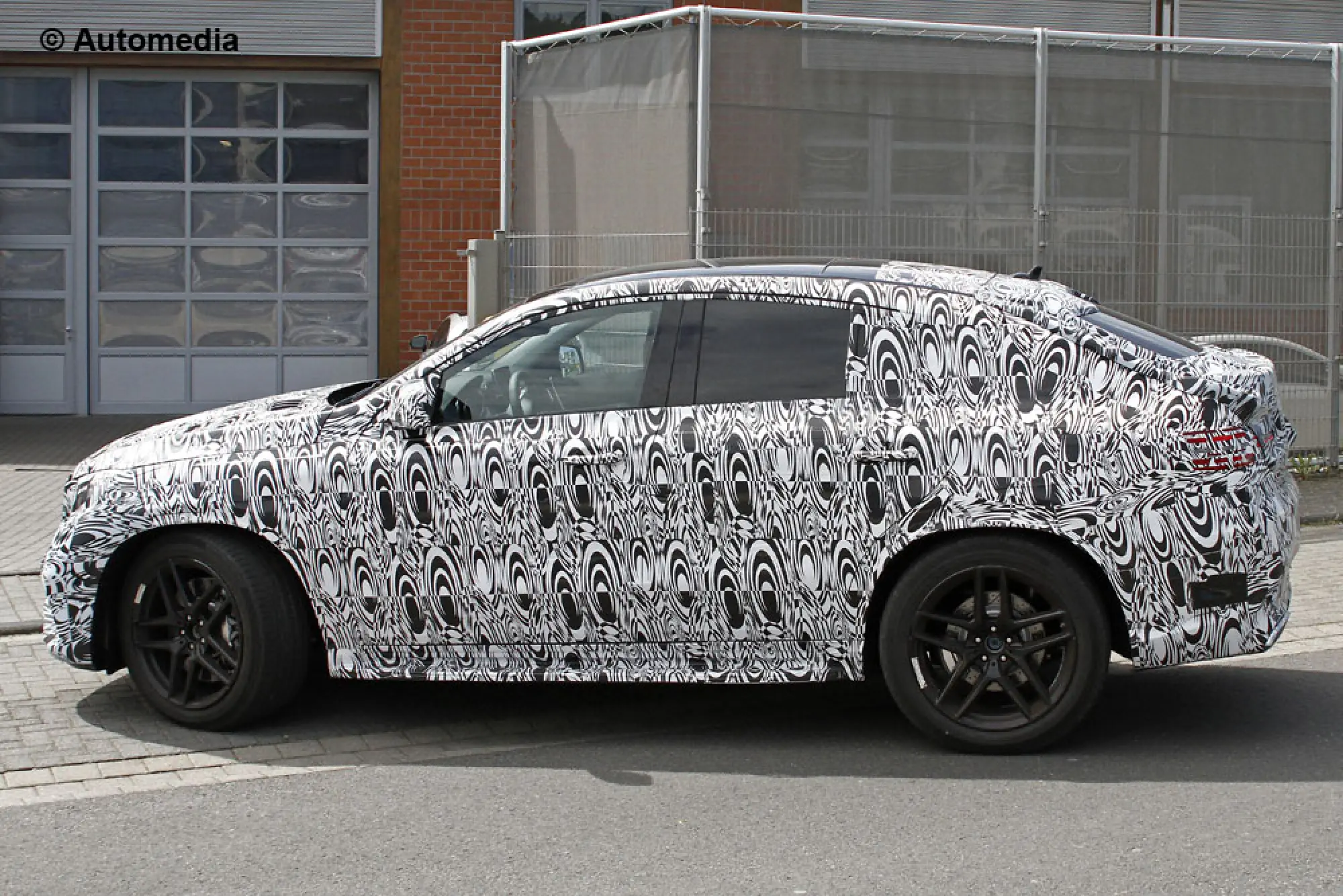 Mercedes MLC 63 AMG - Foto spia 22-05-2014 - 4