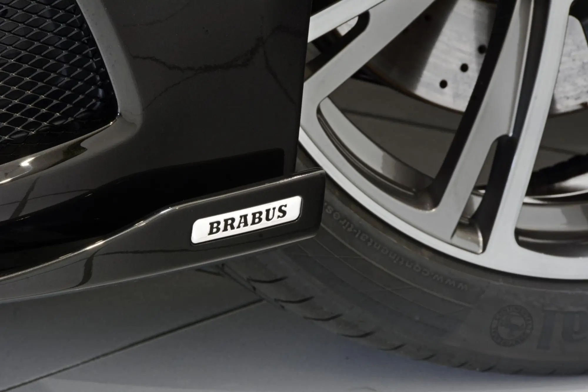 Mercedes S500 Plug-in Hybrid by Brabus - 10
