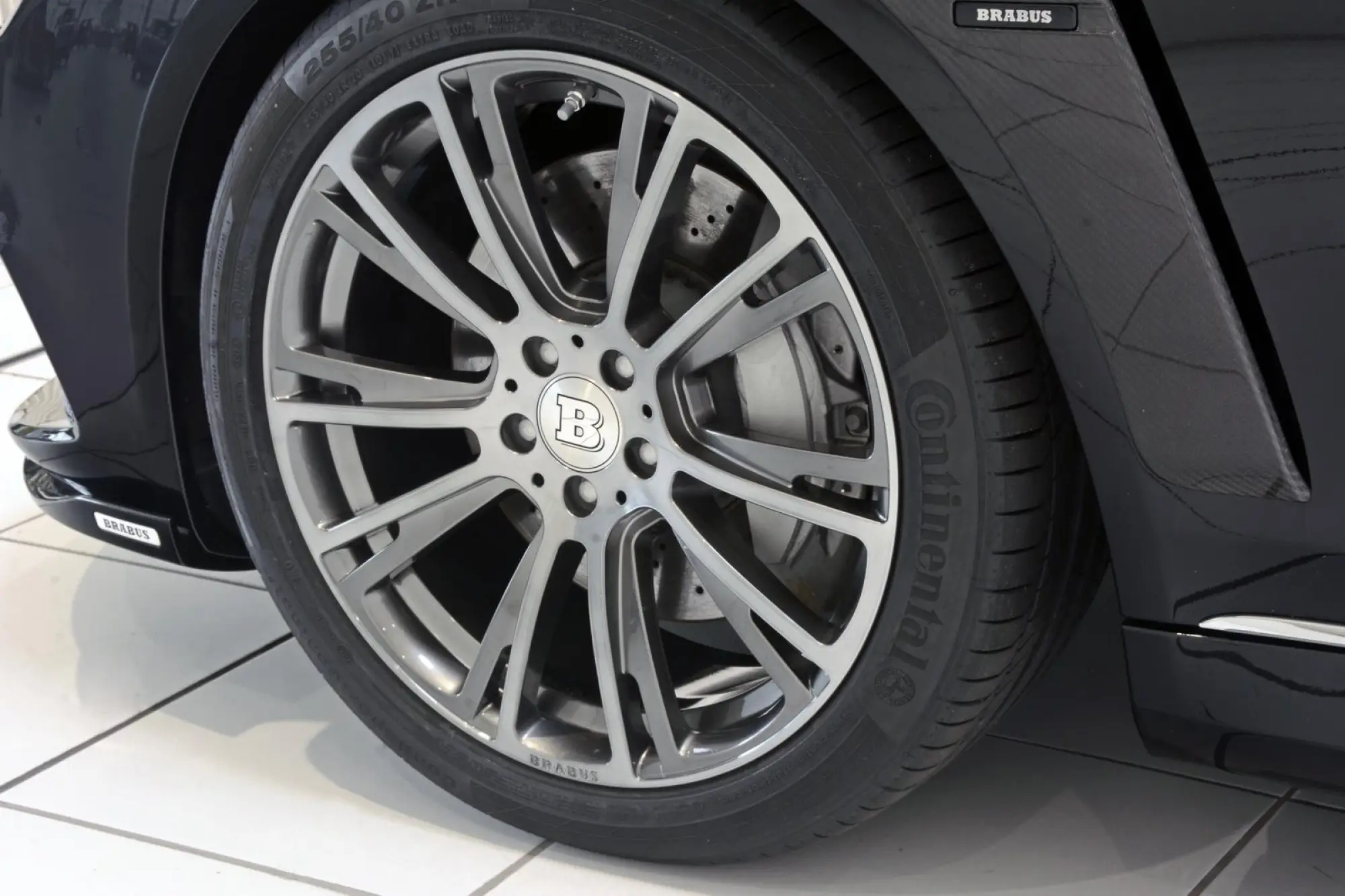 Mercedes S500 Plug-in Hybrid by Brabus - 12