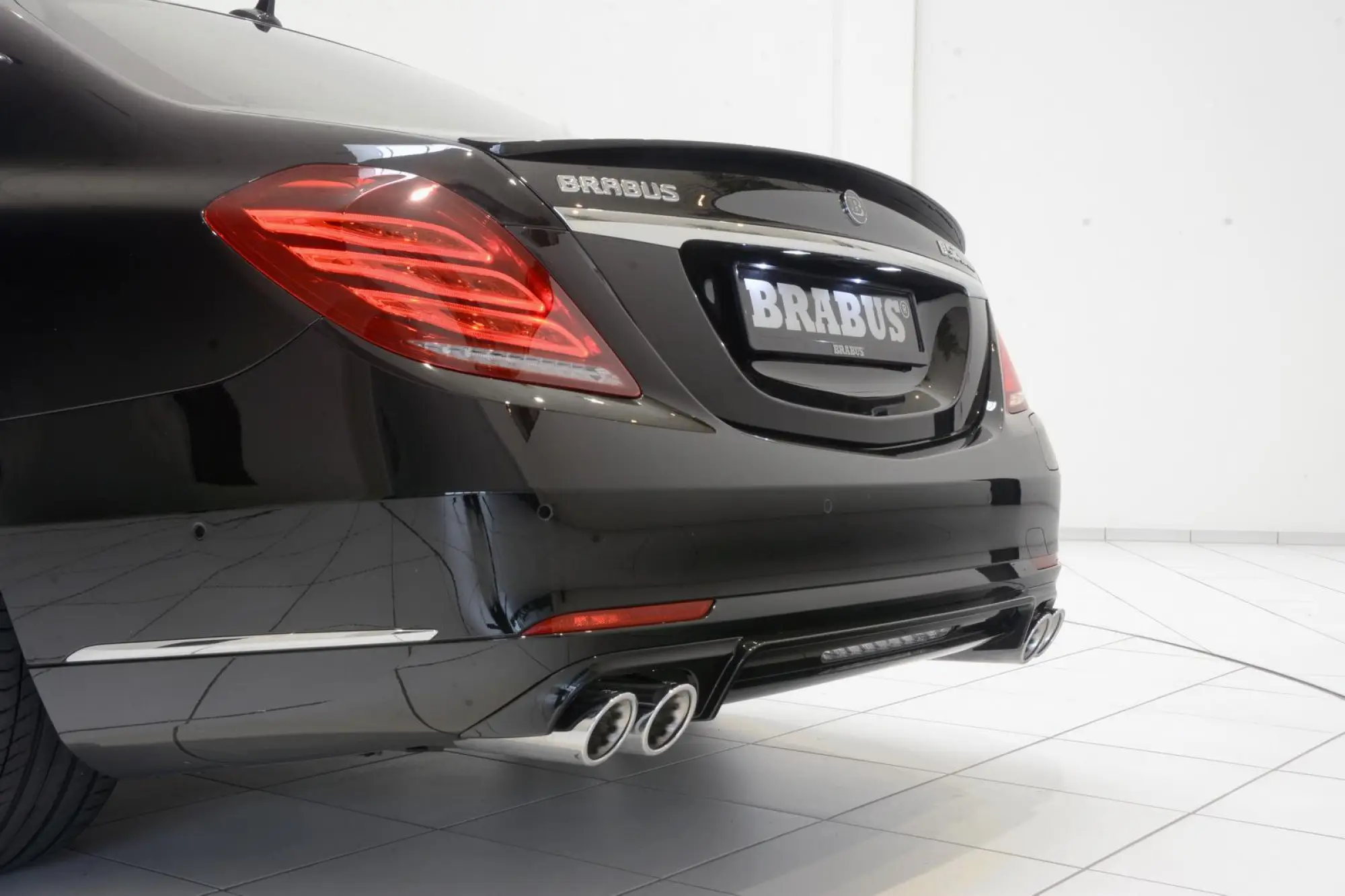 Mercedes S500 Plug-in Hybrid by Brabus - 15