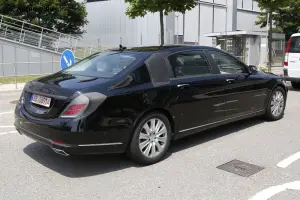 Mercedes S600 Pullman 2014 - Foto spia 11-07-2013