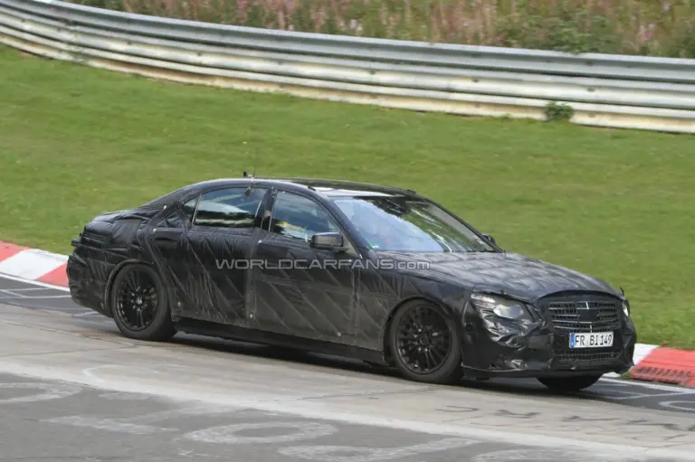 Mercedes S600 Pullman - 11
