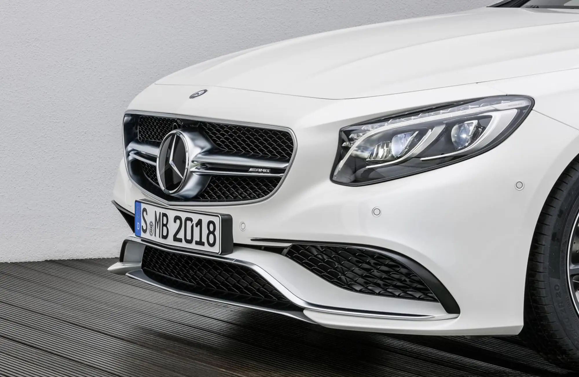 Mercedes S63 AMG Coupe 2014 - 13