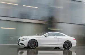 Mercedes S63 AMG Coupe 2014 - 12