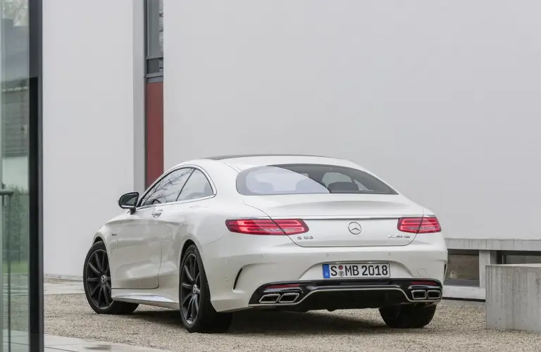 Mercedes S63 AMG Coupe 2014 - 22