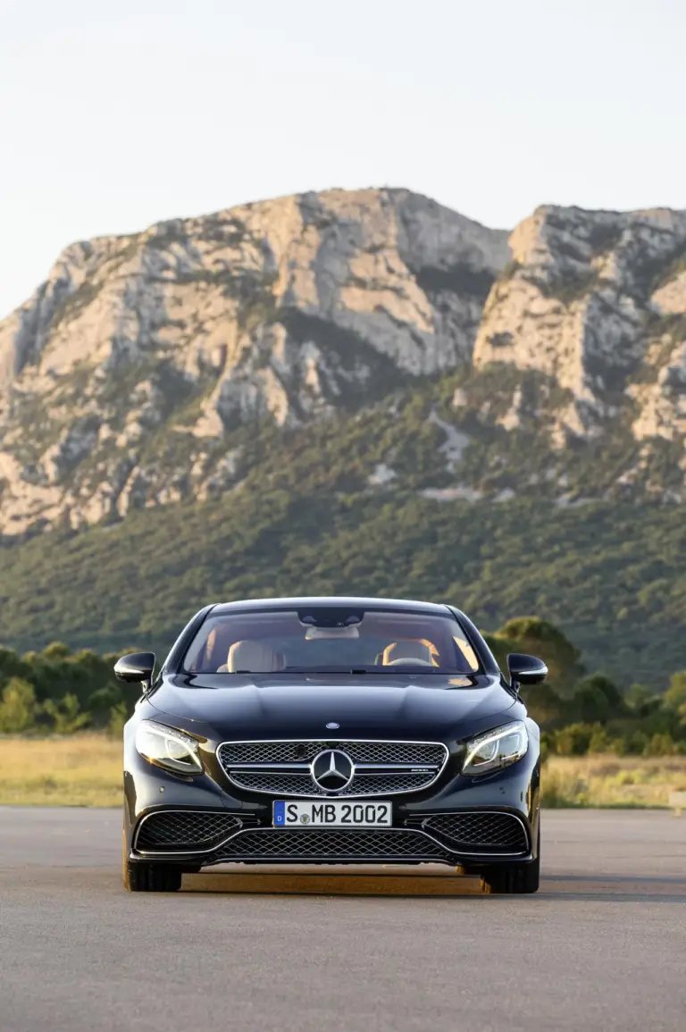 Mercedes S65 AMG Coupe 2014 - 32