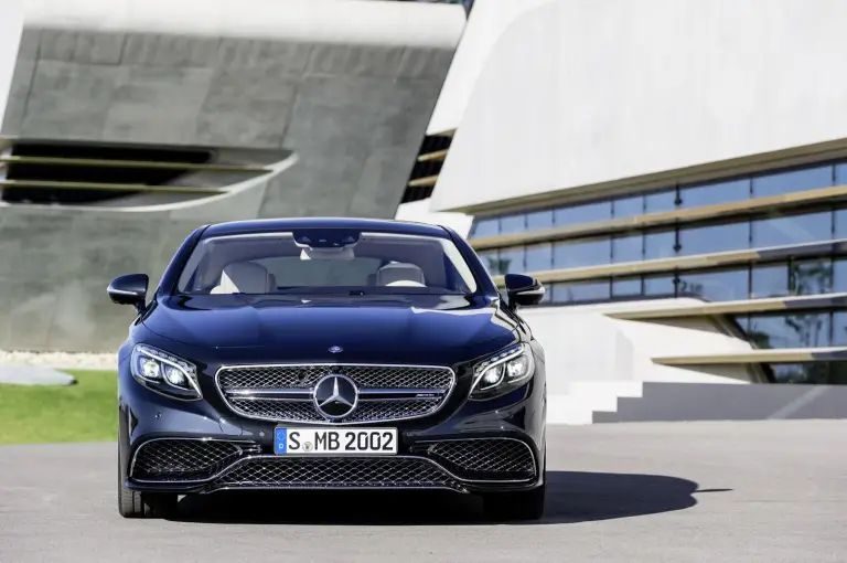 Mercedes S65 AMG Coupe  - 13