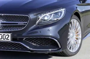 Mercedes S65 AMG Coupe 