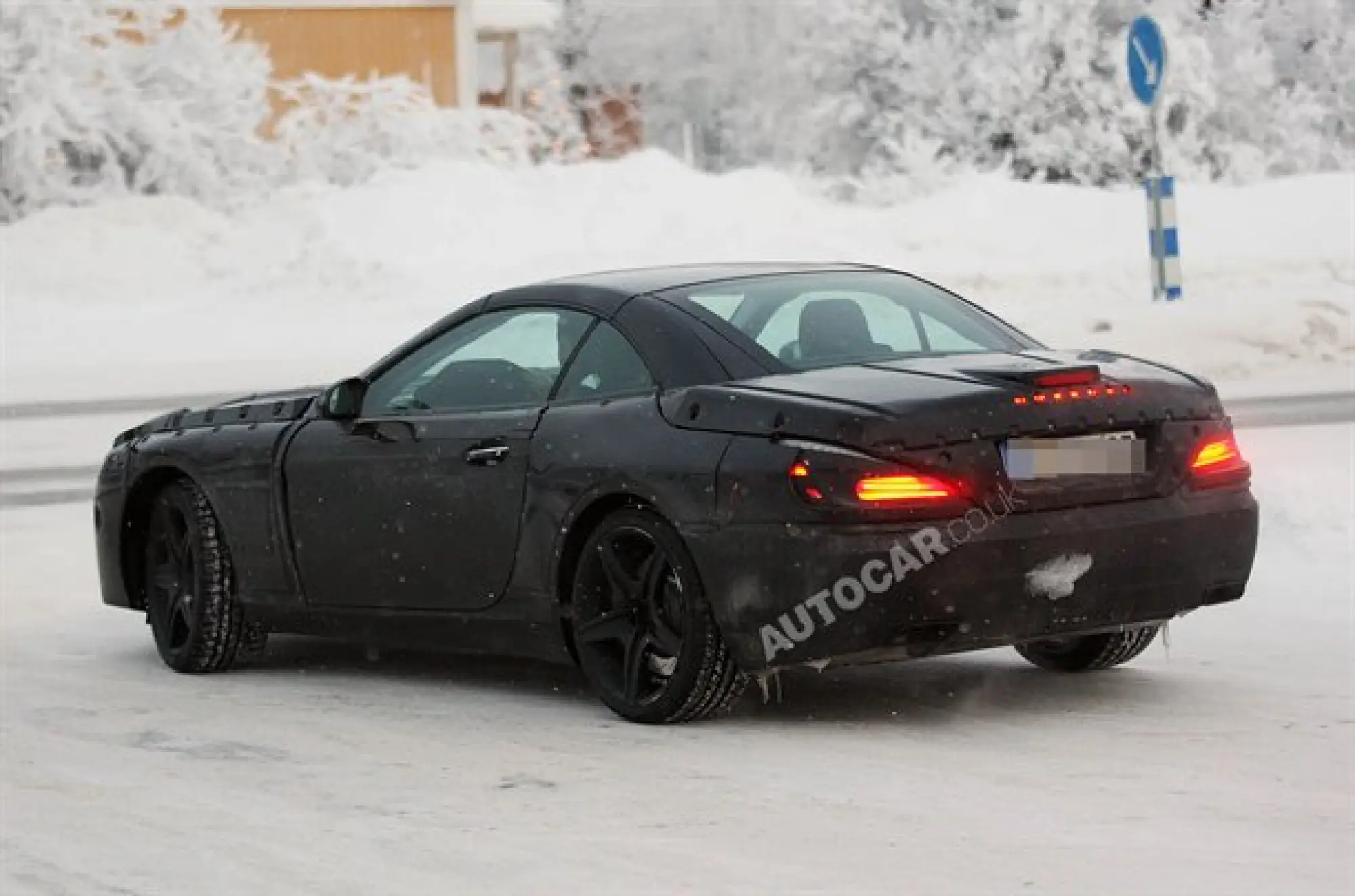 Mercedes SL AMG - Spy shots 04-01-2011 - 4