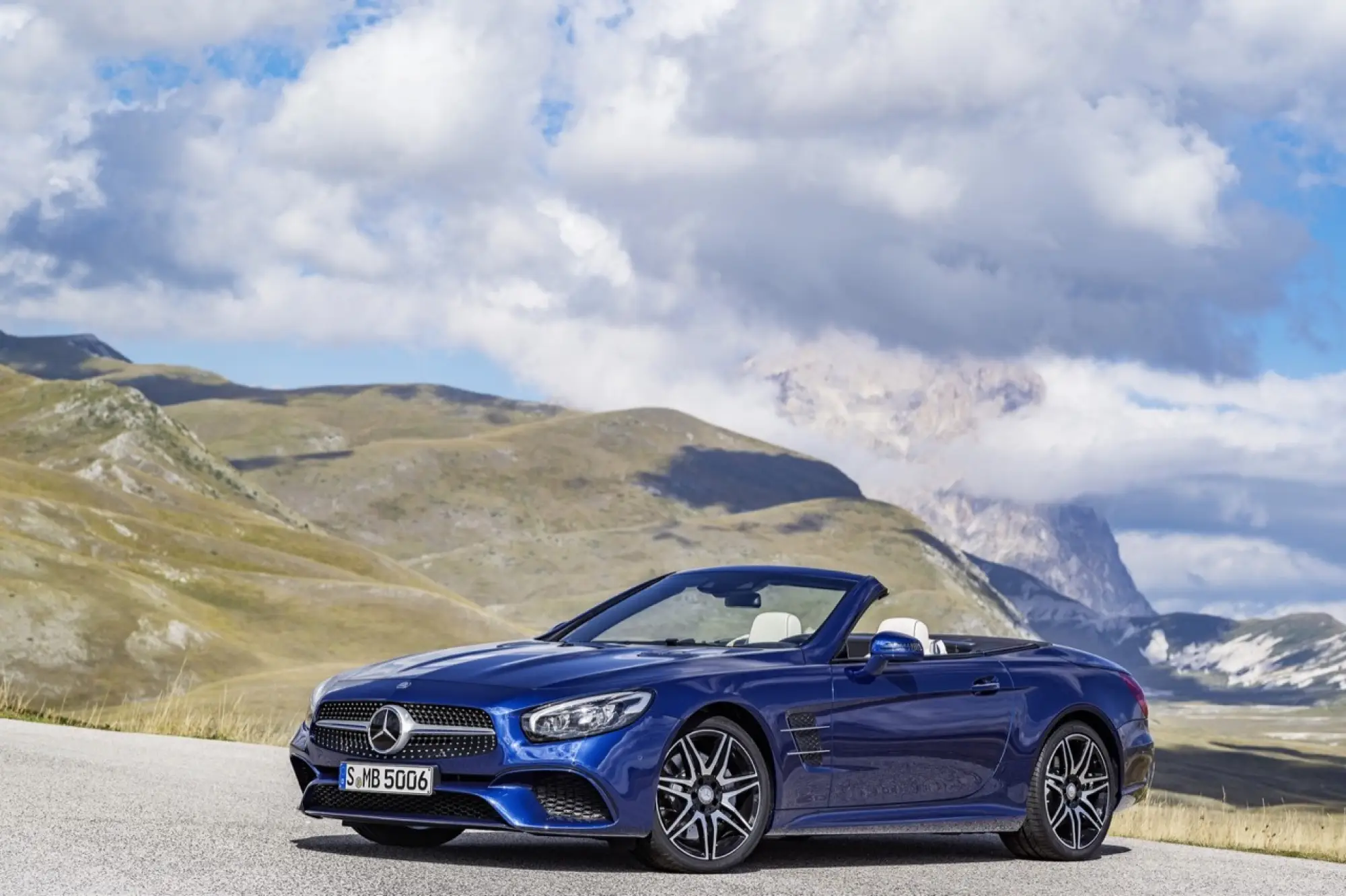 Mercedes SL MY 2016 - nuova galleria fotografica - 9