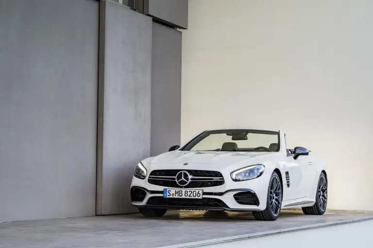 Mercedes SL MY 2016 - 23