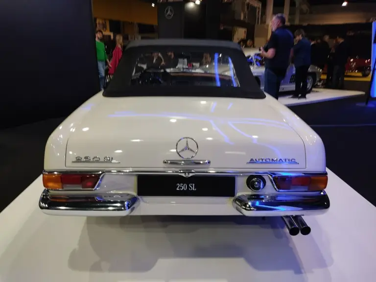 Mercedes SL - Salone Auto Epoca Padova 2022 - 12