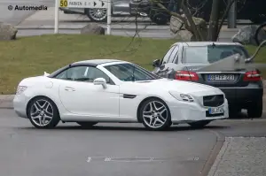 Mercedes SLC 2016 - Foto spia 24-02-2015 - 4
