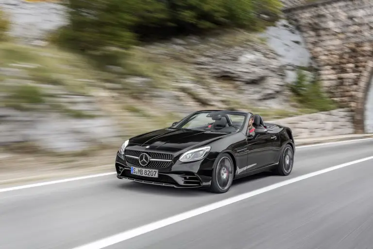 Mercedes SLC 2016 - 40