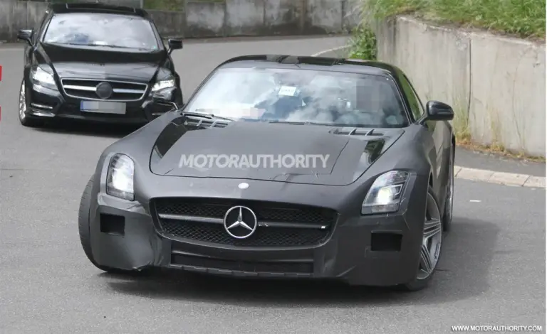 Mercedes SLC foto spia giugno 2012 - 3