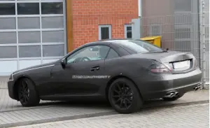 Mercedes SLK AMG - Foto spia 13-07-2010 - 1