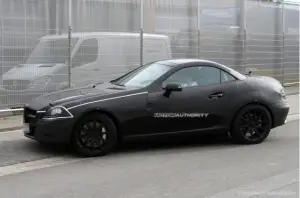 Mercedes SLK AMG - Foto spia 13-07-2010 - 2