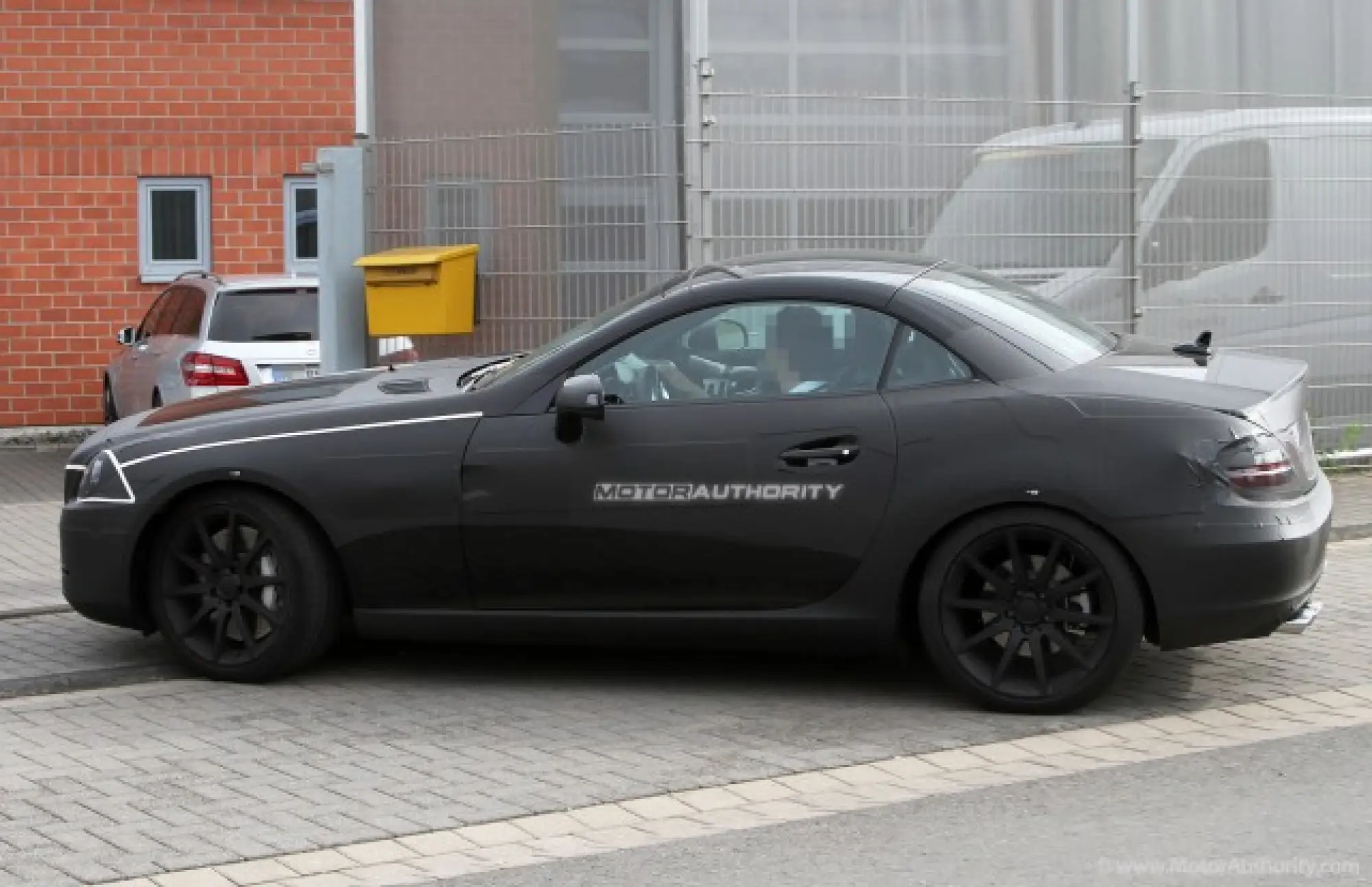 Mercedes SLK AMG - Foto spia 13-07-2010 - 7