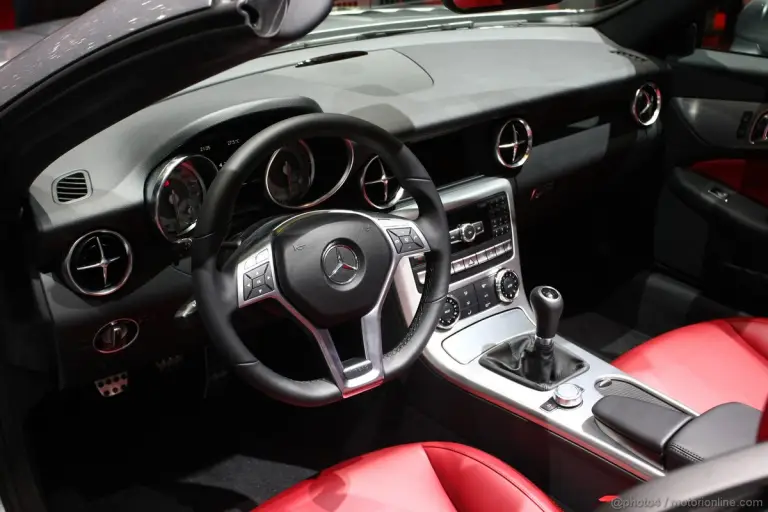 Mercedes SLK Ginevra 2011 - 4